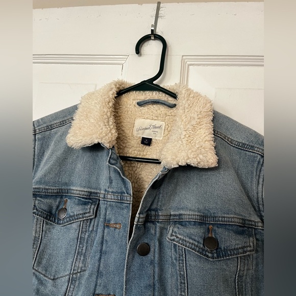 Universal Thread shearling lined jeans jacket - Picture 3 of 6